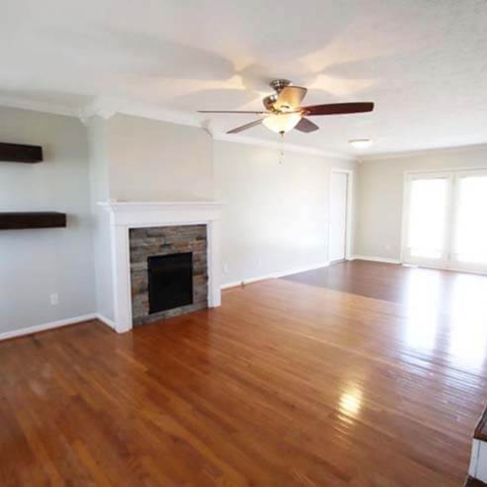 Livingroom floor