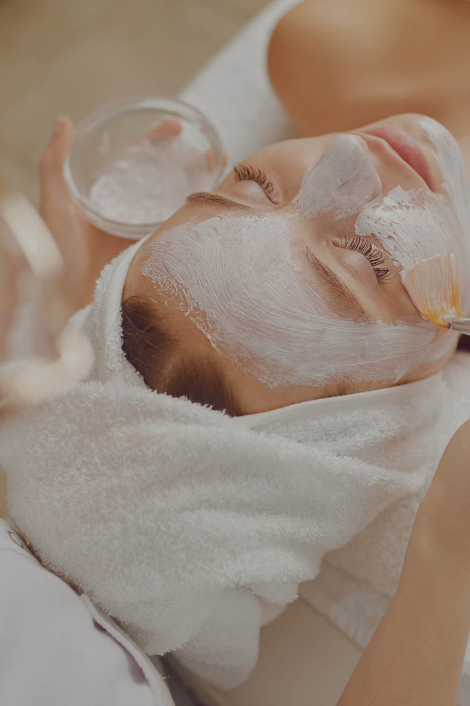 White photo minimalist salon services business instagram post (1)