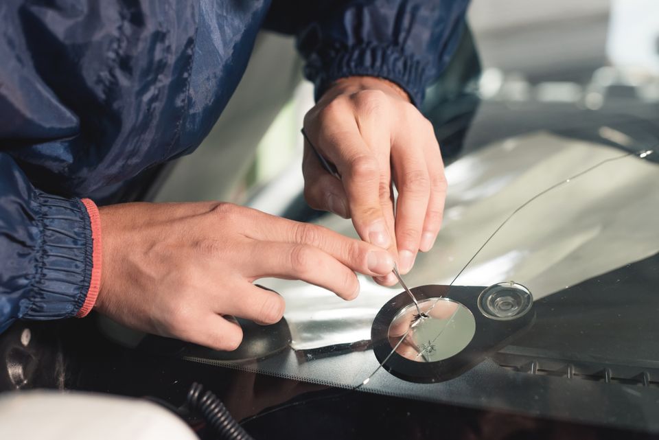 Windshield repair photo