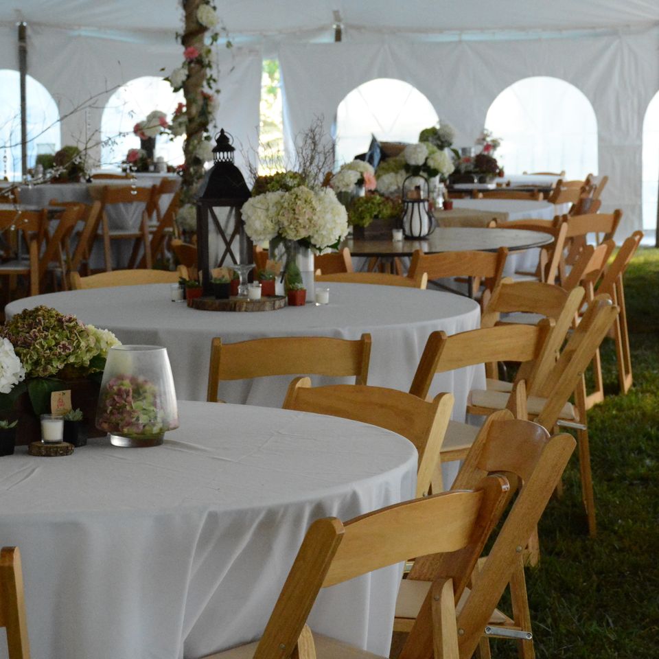 Tables dressed 20170411 29632 1d25kyh