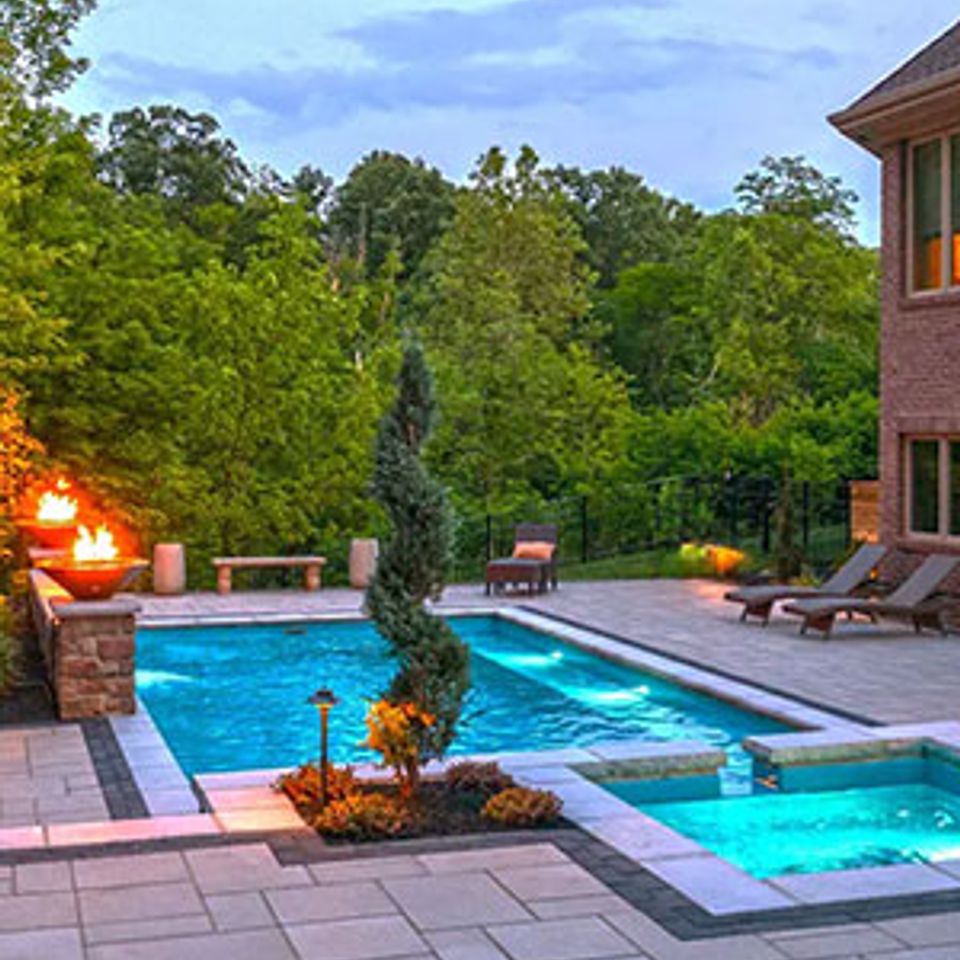 Service swimming pools 2.jpg