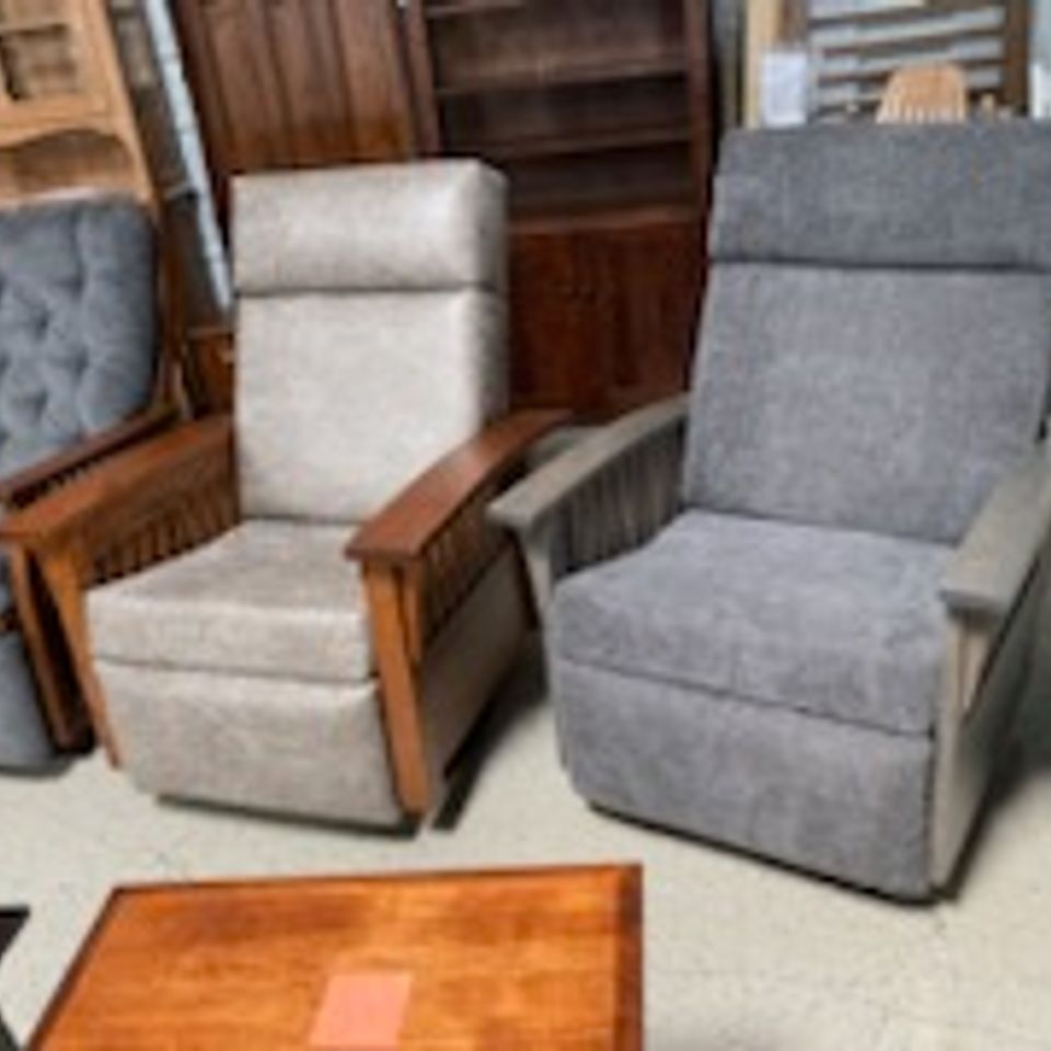 Add living room chairs 8