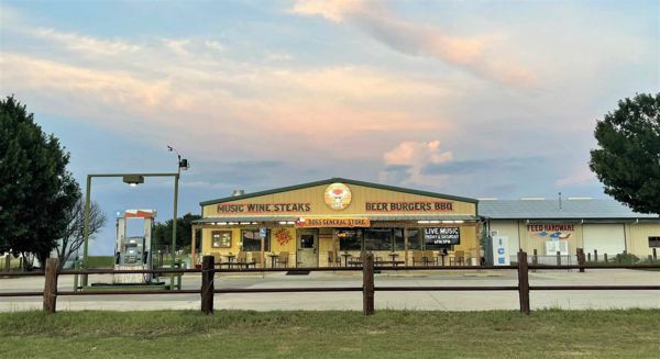 Doss general store cafe front of store ps e 1