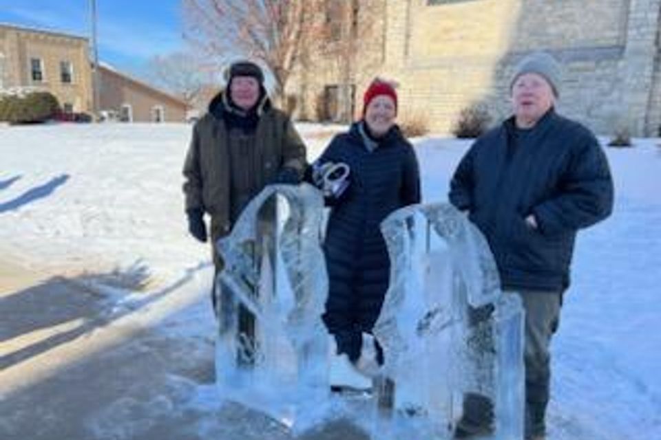 Ice carving 2026 60