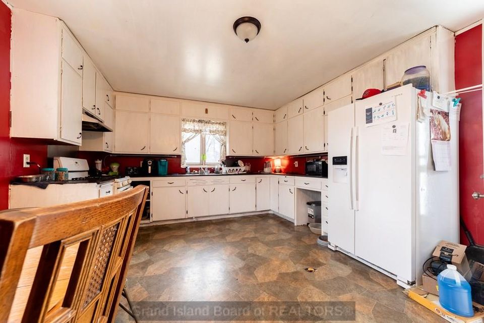 813 n adams grand island  ne 68803 a 8