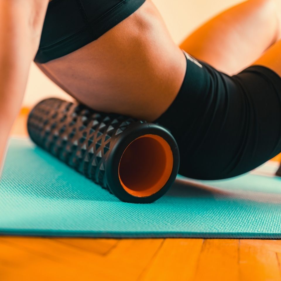 Soft tissue therapy with foam roller