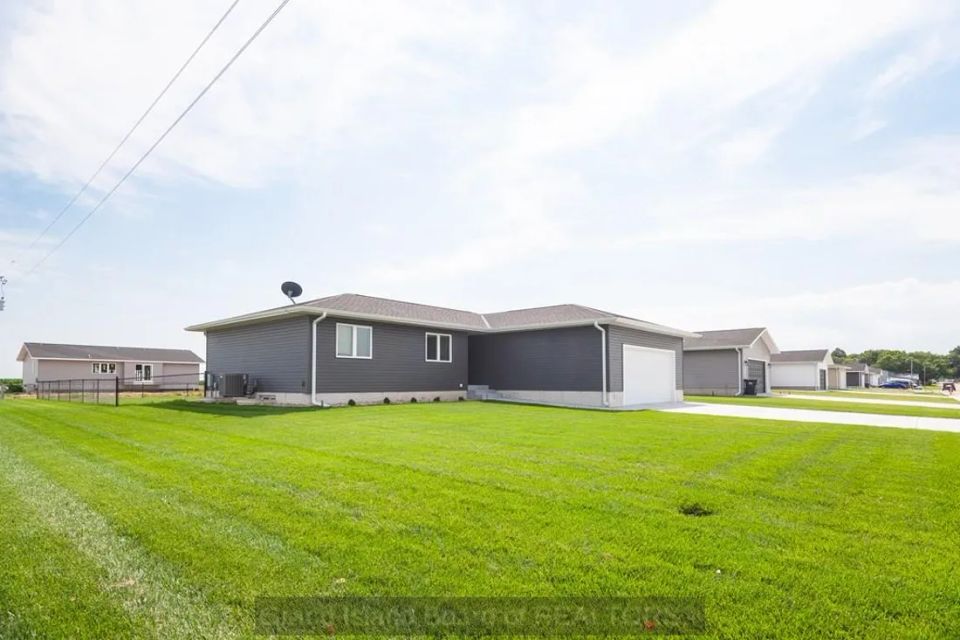 525 7th st phillips ne 68865d 6