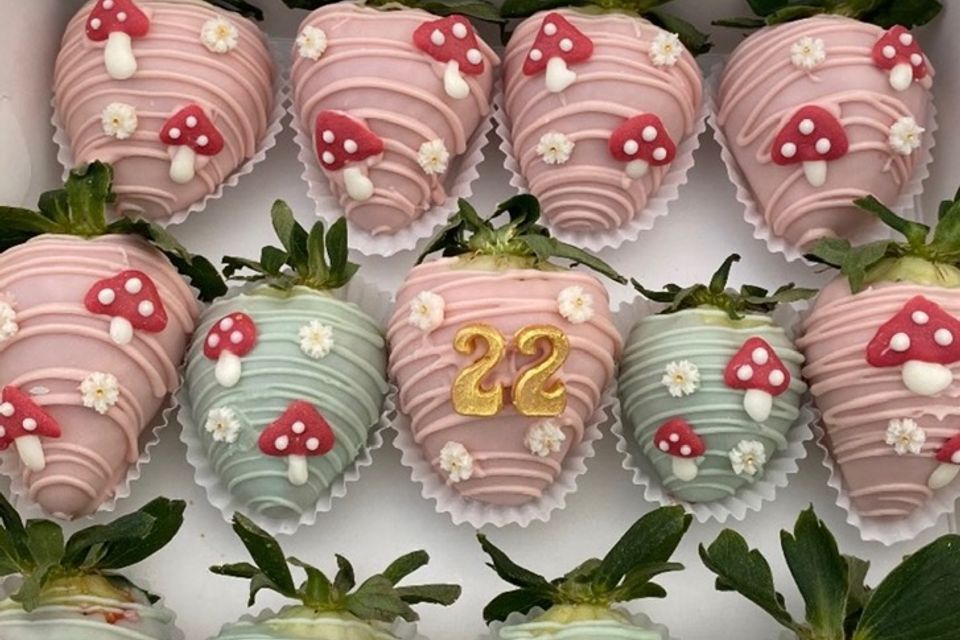 pastel strawberries