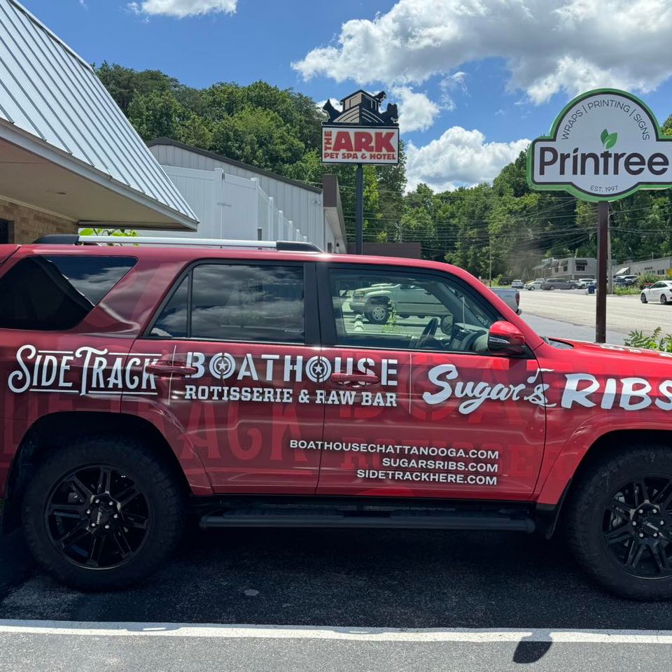 Vehicle wrap chattanooga boathouse 2