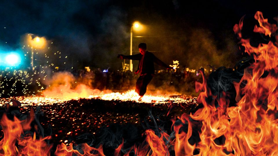 Firewalking Instructor Training - Tiger Tamers