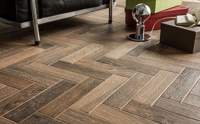 French parquet brown setting 730x454px 15b088135ecadb975672899c94ad17b5