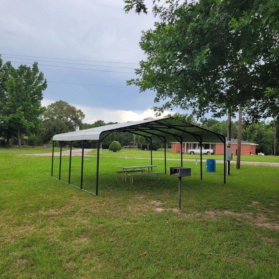 New awning finished    volunteers 6