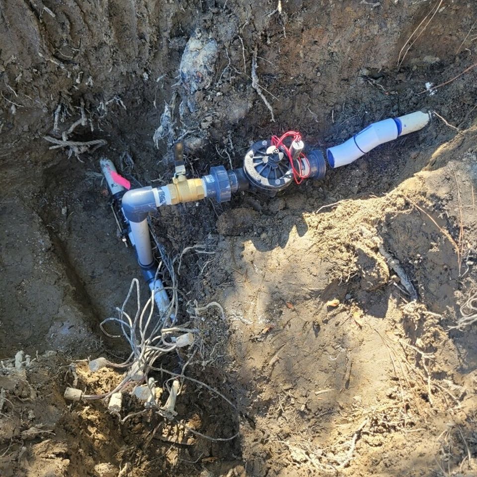 Backyard sprinkler repair Roseville