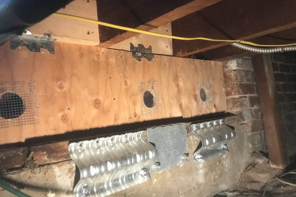 Earthquake brace and bolt ebb 04