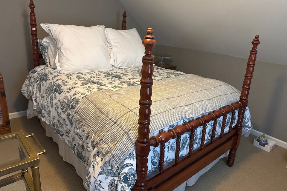 Lilian russell bed askins