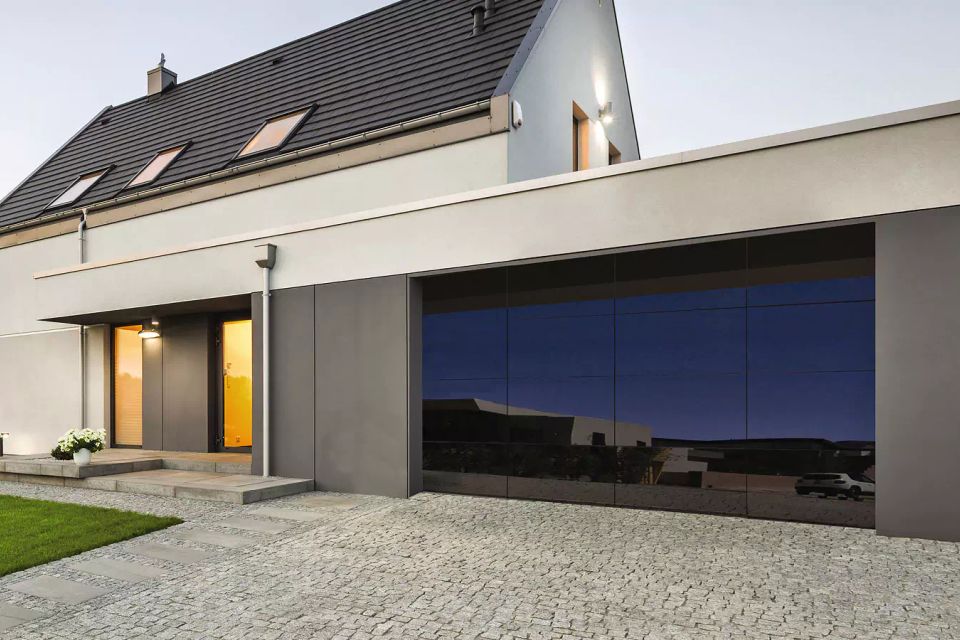 Overhead door envy