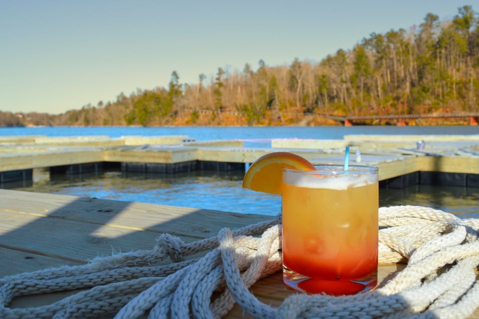 Lake hickory pub   marina   website (1)