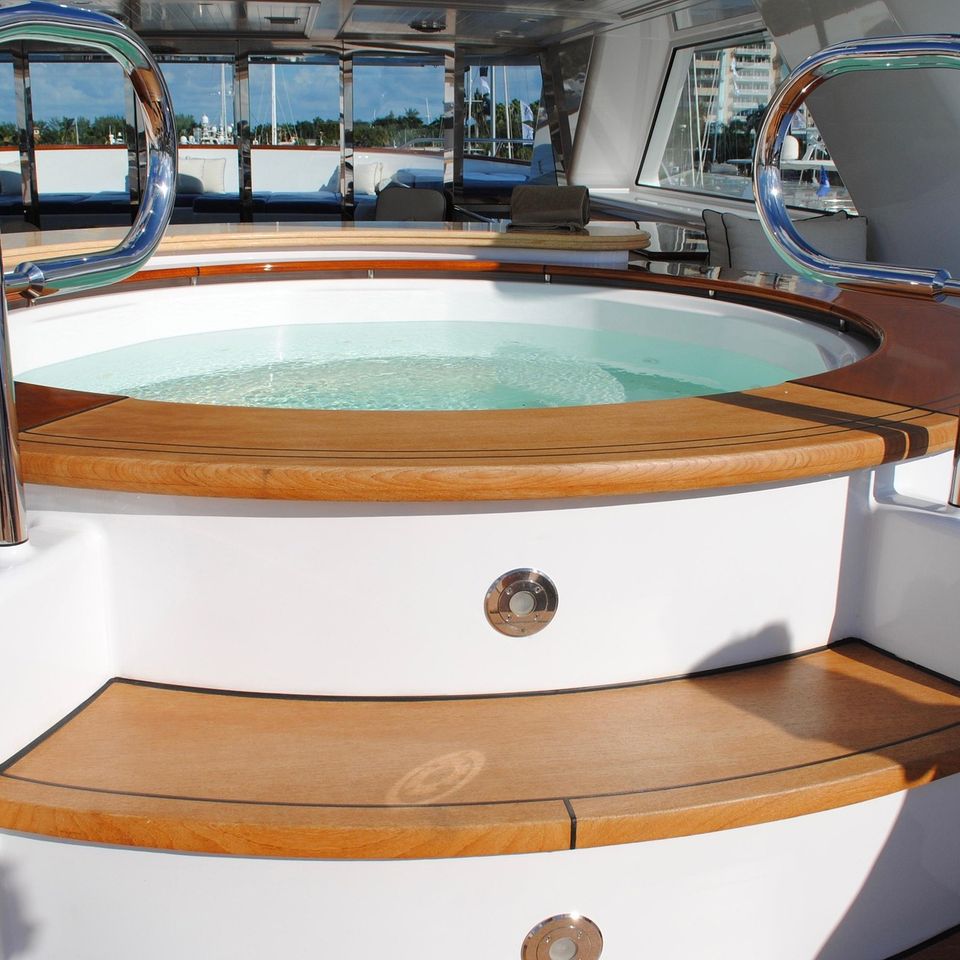 Larsen9236 jacuzzi g444df93ff 1920