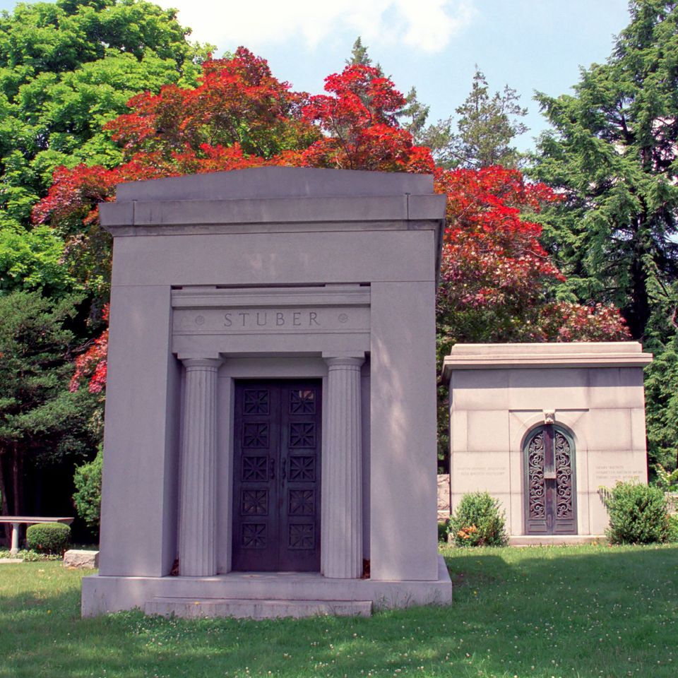 Autumn tomb 2