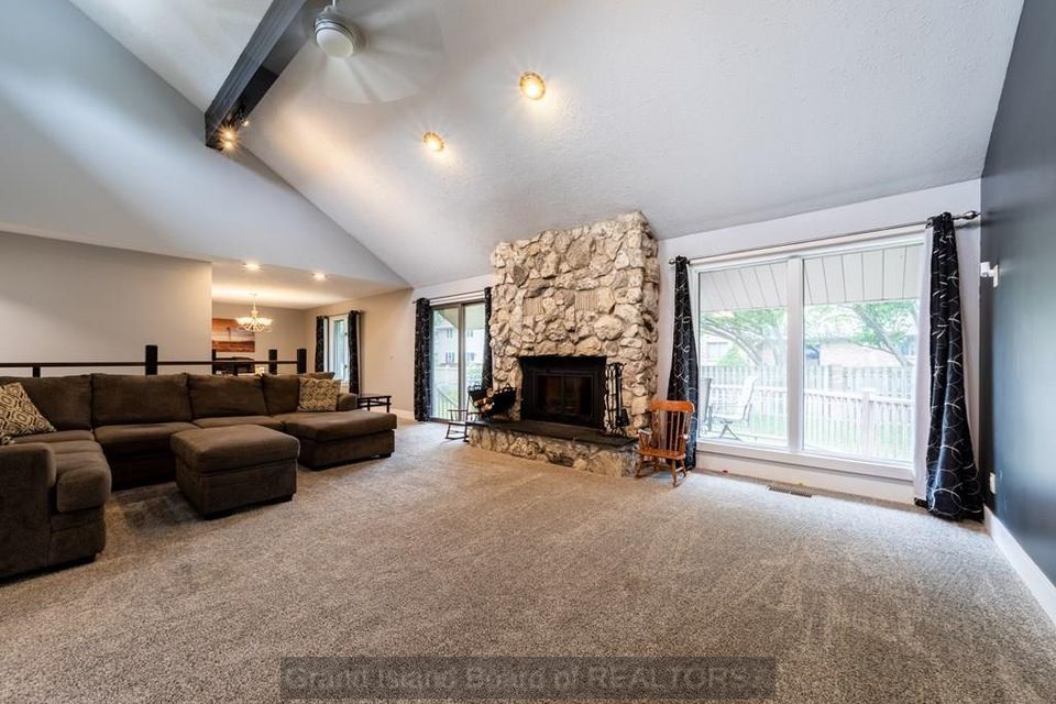 3127 woodridge blvd grand island ne 68801 a 5