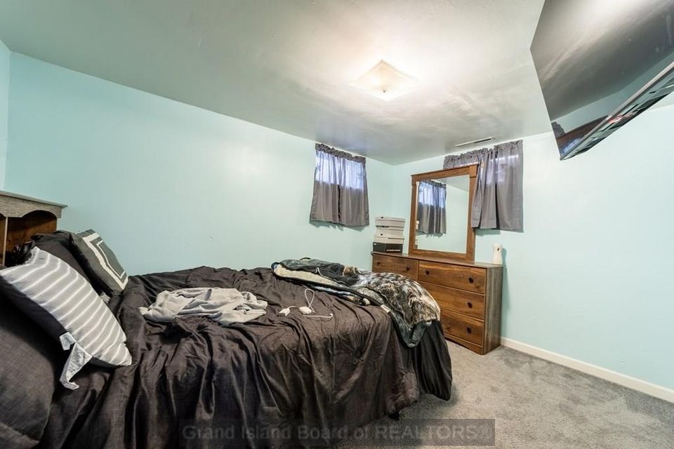 813 n adams grand island  ne 68803 c 1