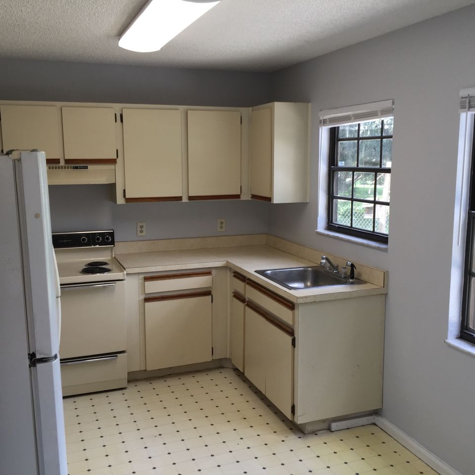 63 hickory kitchen