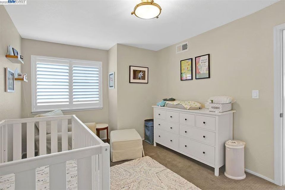 C7e3ce5c 69b8 4cff b553 e46366ef6d64