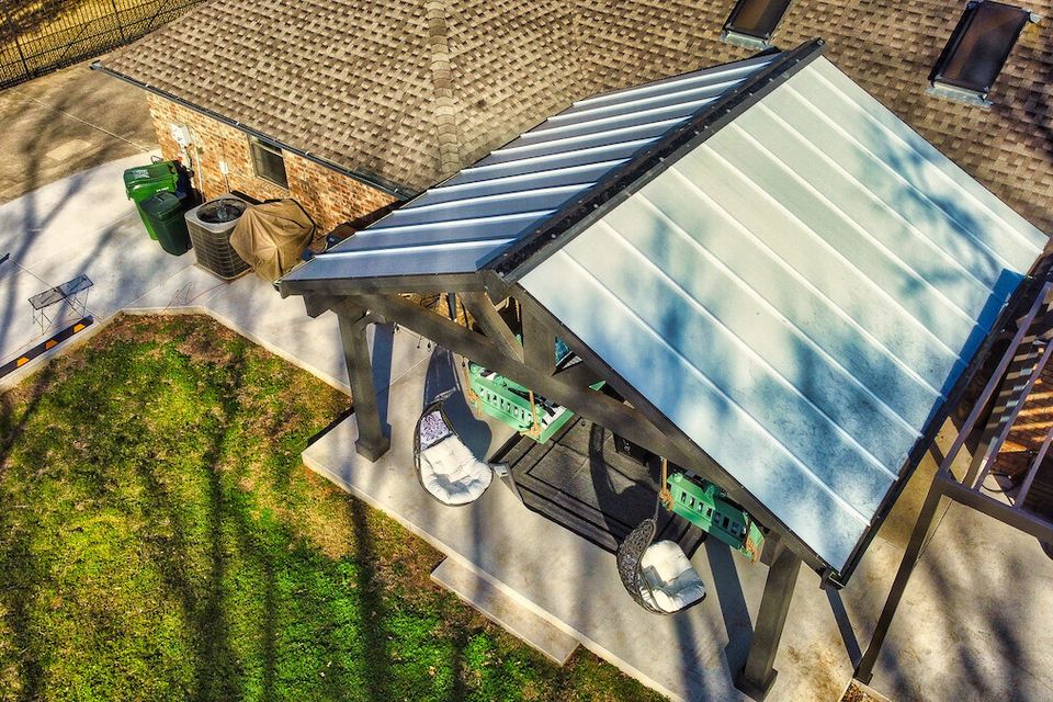 Select outdoor solutions   tulsa oklahoma   covered pergolas   pergola cover options   plastic   cover your pergola   hercules ice white