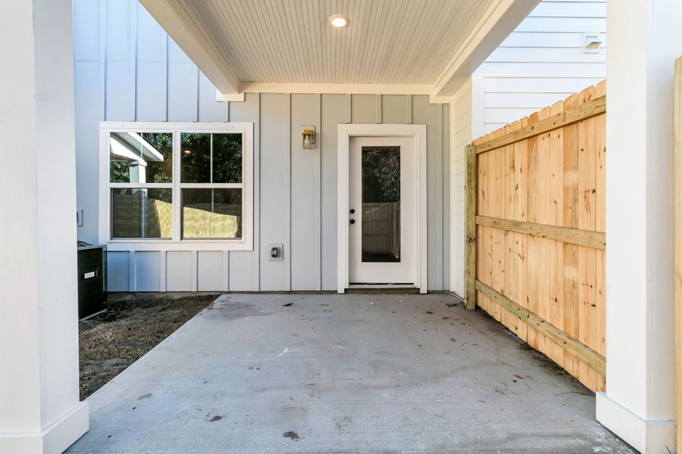 Crem   4005 gravely 68