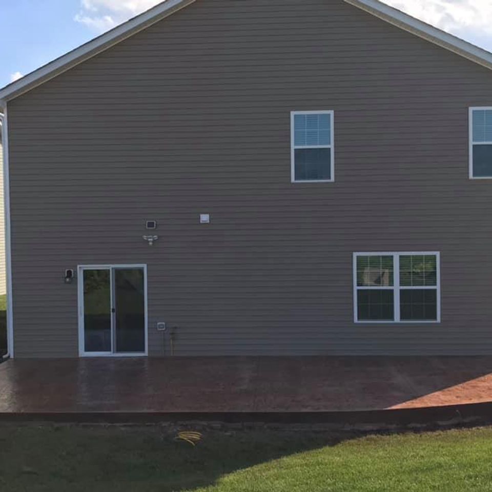 Concrete patio wrays concrete