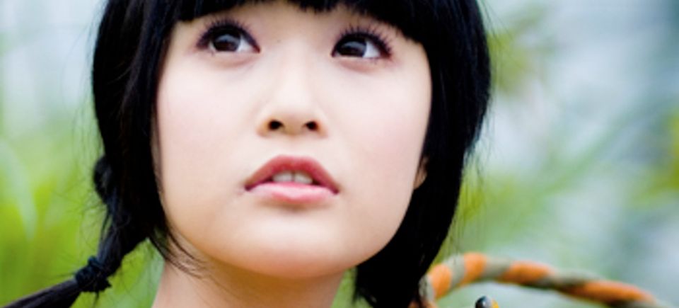 Portrait20110712 17466 1b0ndt2 960x435