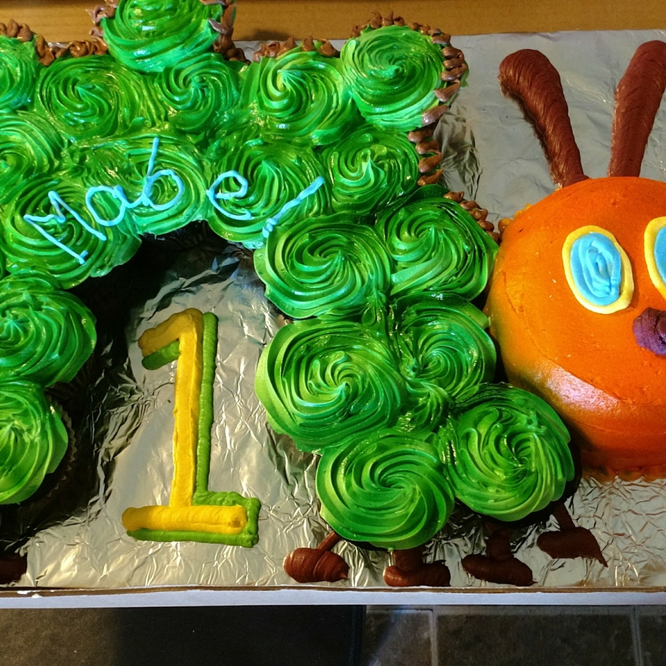 Cakes birthday 10220180612 32100 khpob7