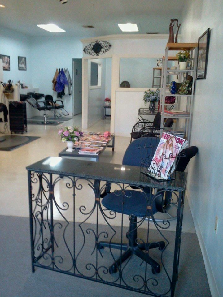 A new look hair salon 320171204 30876 1dxte11