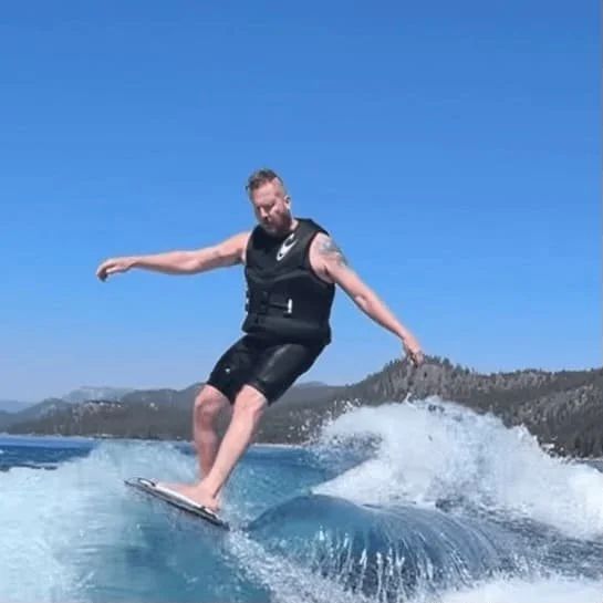 KPCopy's husband tearing it up wakesurfing