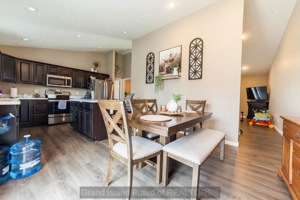 102 switchgrass st grand island a 7