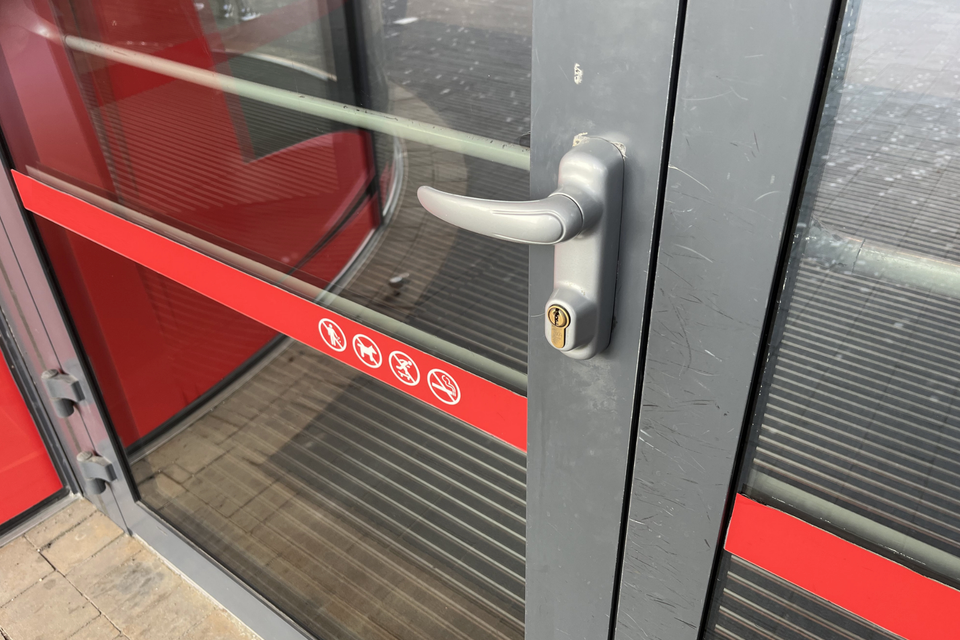 Commerical locksmith