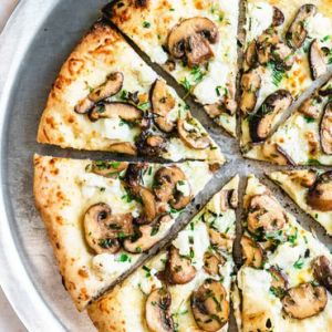 Mushroom pizza with herbs 011 370x