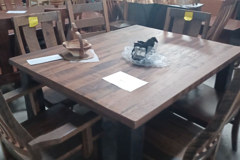 Add dining room 14