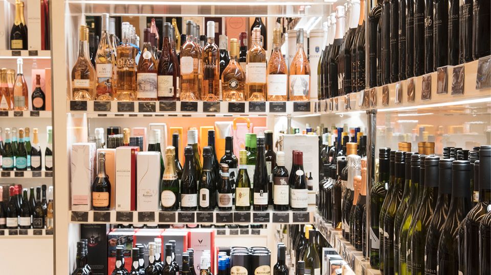 Brsitol wine shop hero