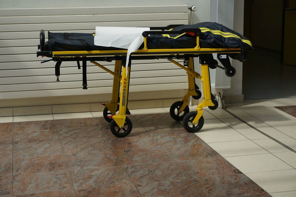 Stretcher g621b539ff 1920