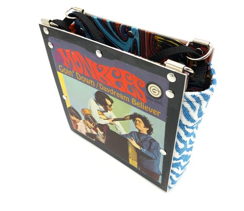 8 totey monkees front