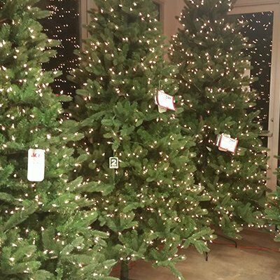 Pre lit trees featured