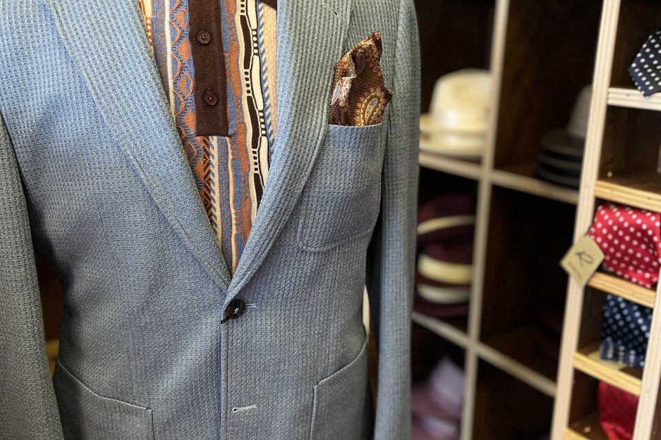 T   v sports coat 3
