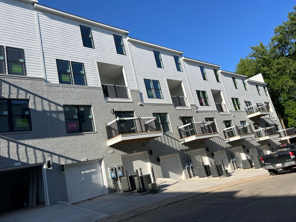 JS Painting NC LLC, Hillsborough Painter, Painting Company near Hillsborough, Residential Painting Services, Commercial Painting Services, Home Painter Near Me, Commercial Painter Near Me