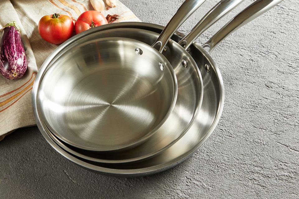 Stainless steel pan (1)