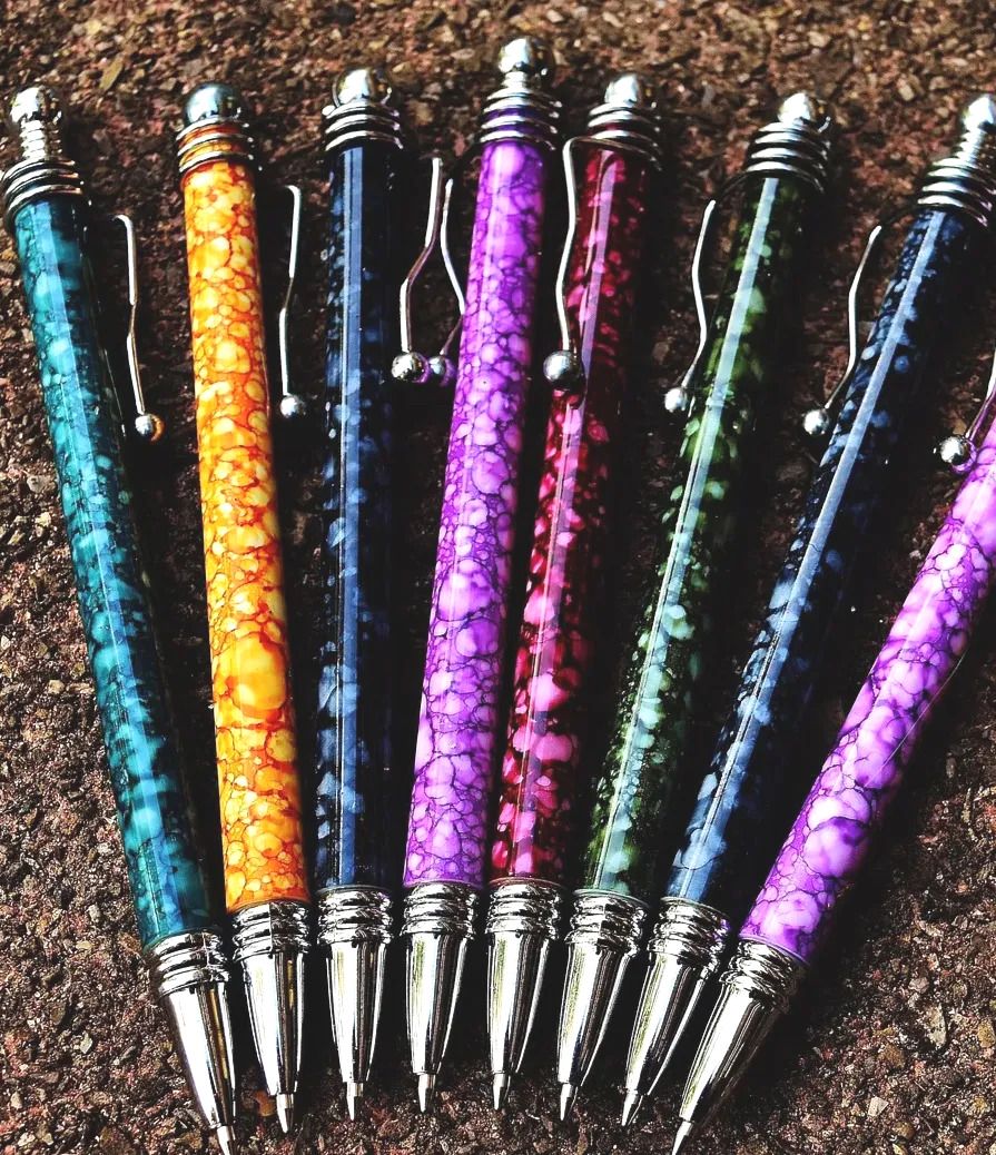 Stylish pens are available from us at a very low cost. A great way to tart a vending business cheap with countertop vending boxes