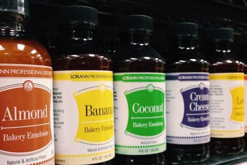 Spices and baking ingredients header