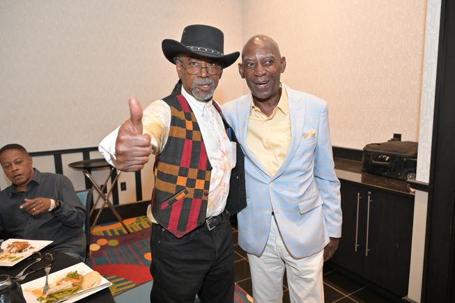 550734032 25011802971759031 2100943275979396661 n