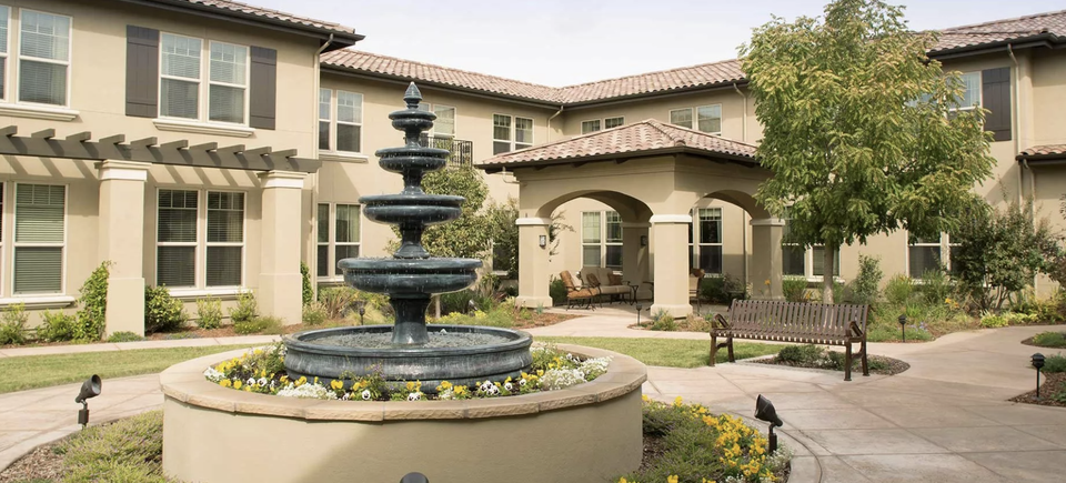 Oakmont of roseville  senior living   memory care