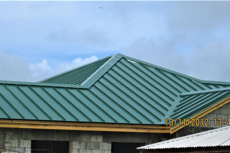 Forest green roof scaled